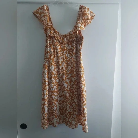 Old Navy Cami fit & Flare Ditsy Floral yellow Ruffle Fit & Flare dress M Spring - Picture 7 of 10